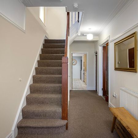 Arnside - Spacious 10-Bedroom Seaside Cottage 블랙풀 외부 사진