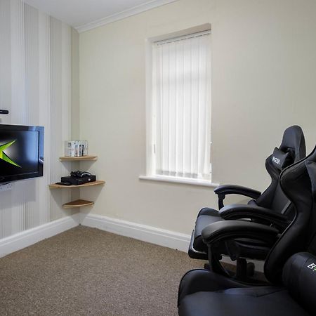 Arnside - Spacious 10-Bedroom Seaside Cottage 블랙풀 외부 사진
