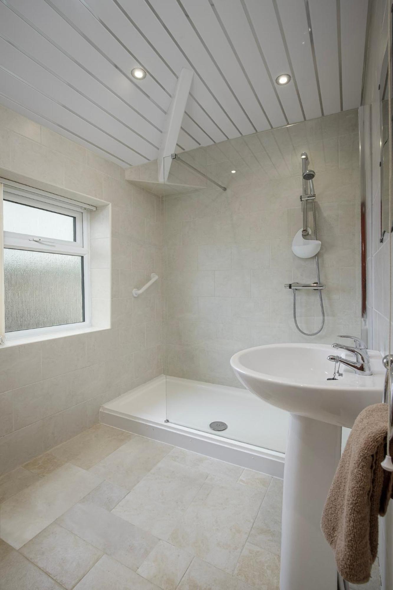 Arnside - Spacious 10-Bedroom Seaside Cottage 블랙풀 외부 사진