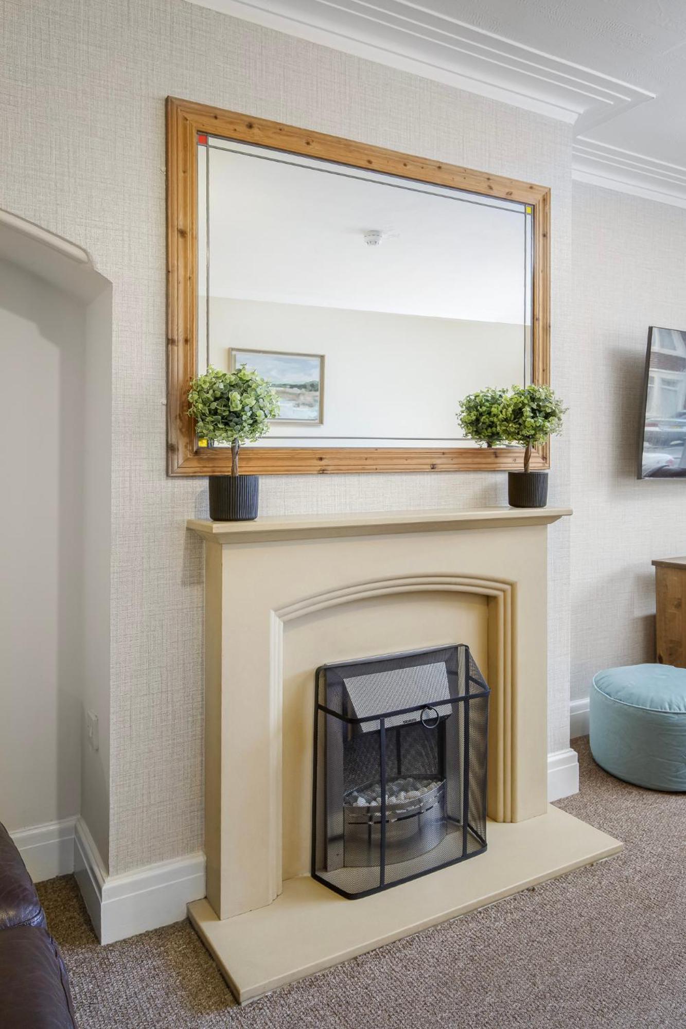 Arnside - Spacious 10-Bedroom Seaside Cottage 블랙풀 외부 사진